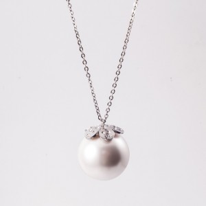 Pearl Floral Pendant for Women